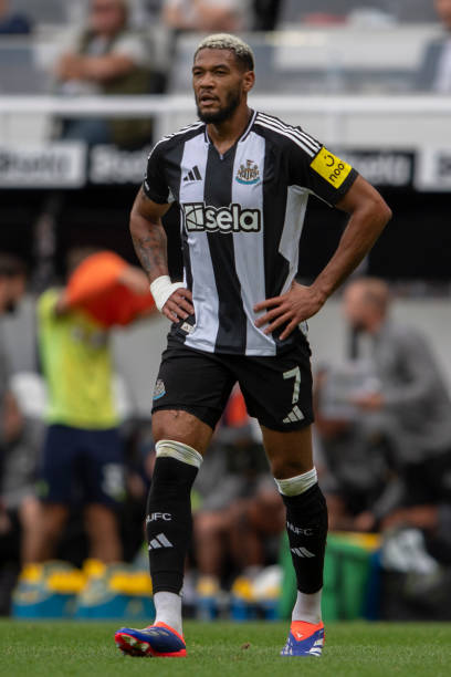 青島隊宣布挪威國腳烏爾維斯塔德加盟球隊.